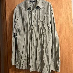 Puritan men’s medium dress shirt